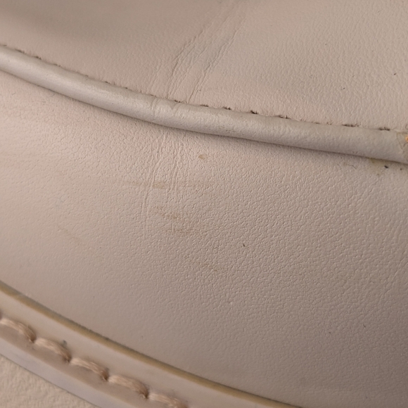 Ash • Lynne Boots - Picture 11 of 16